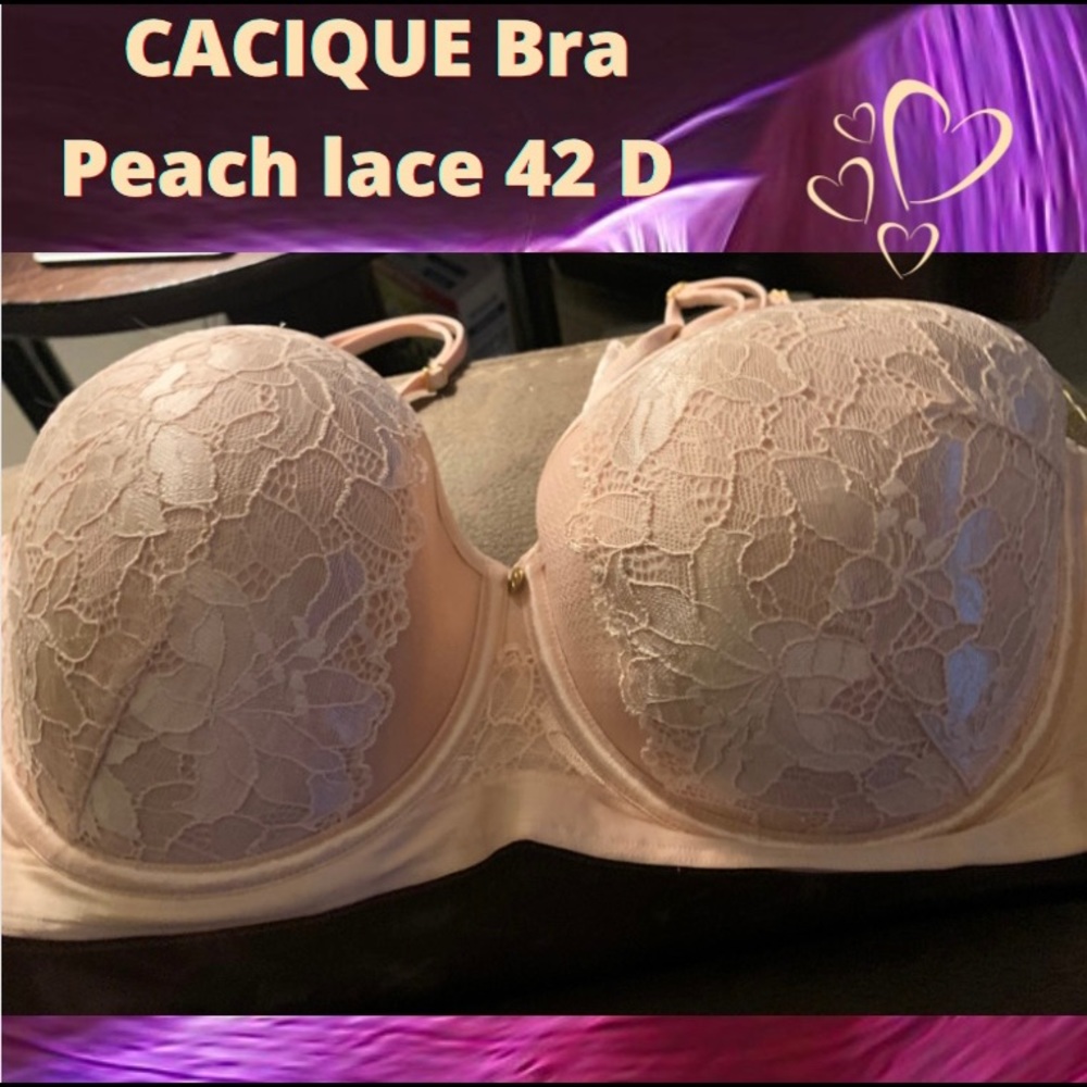 🍓2/$10- CACIQUE Pretty in Peach gorgeous lace bra 42D